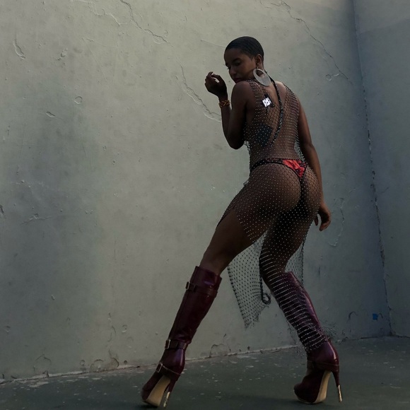 Thigh high Boots. @thcbleulite curated thrift find - Picture 7 of 8